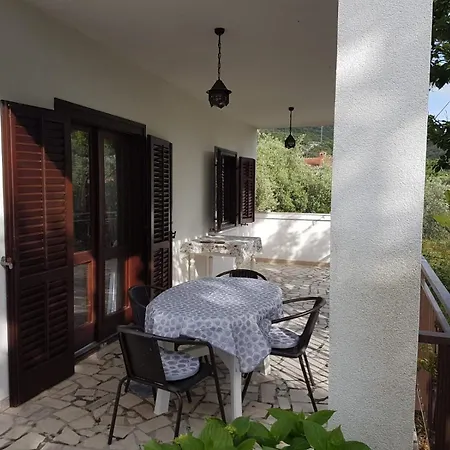 Mary * Martinšćica