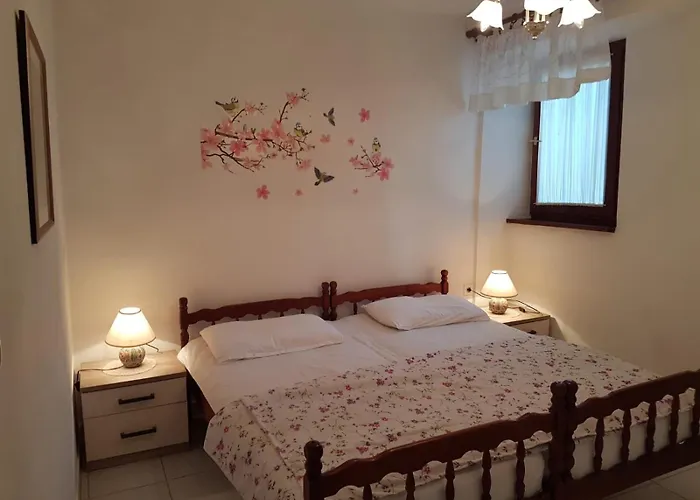 Mary * Martinšćica